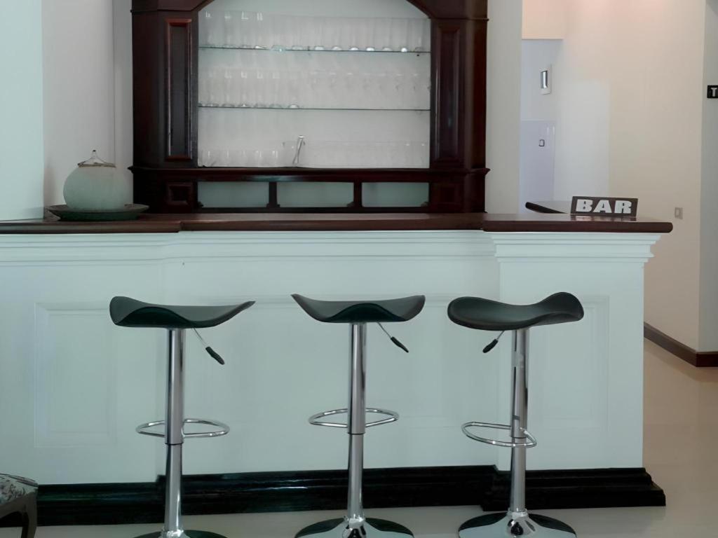 The Mgs Hotel Elpitiya  Buitenkant foto