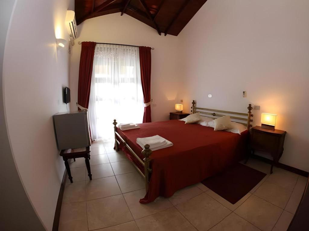 The Mgs Hotel Elpitiya  Buitenkant foto