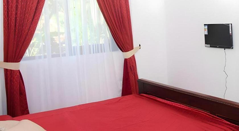 The Mgs Hotel Elpitiya  Buitenkant foto