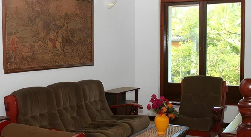 The Mgs Hotel Elpitiya  Buitenkant foto