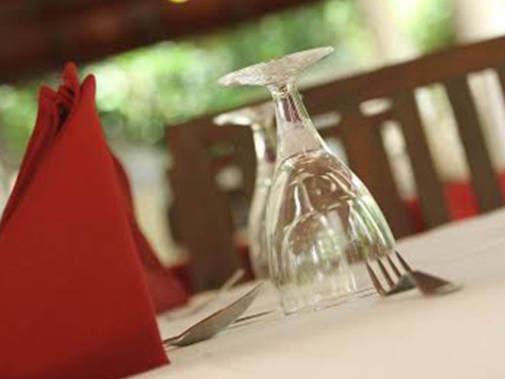 The Mgs Hotel Elpitiya  Buitenkant foto
