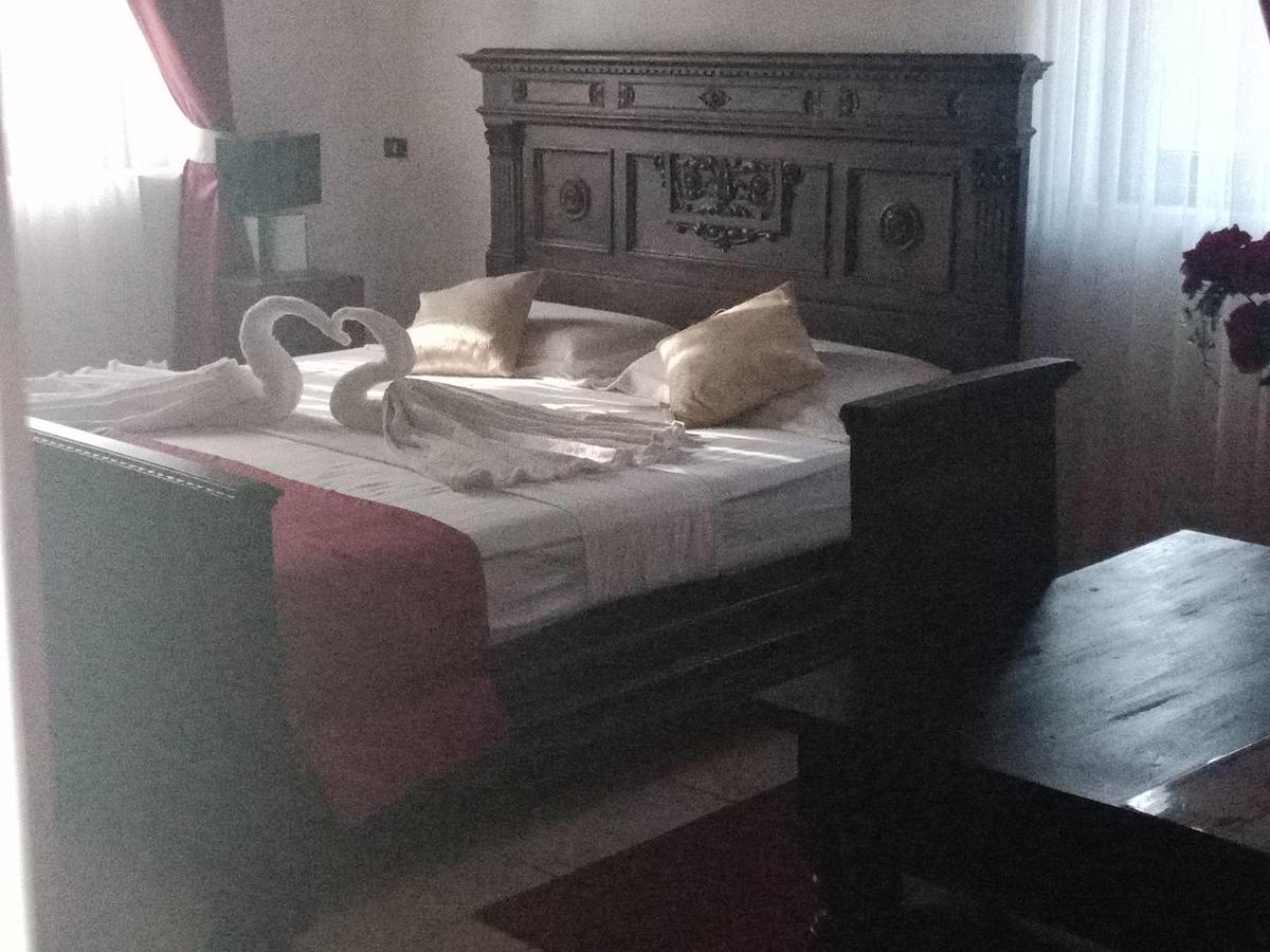 The Mgs Hotel Elpitiya  Buitenkant foto