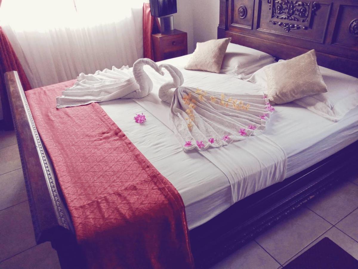 The Mgs Hotel Elpitiya  Buitenkant foto